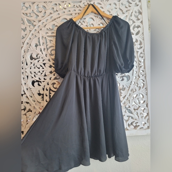 AMANDA UPRICHARD CLASSIC LIYTLE Black dress with Puff Sleeves NWT SIZE 8P - Picture 10 of 10